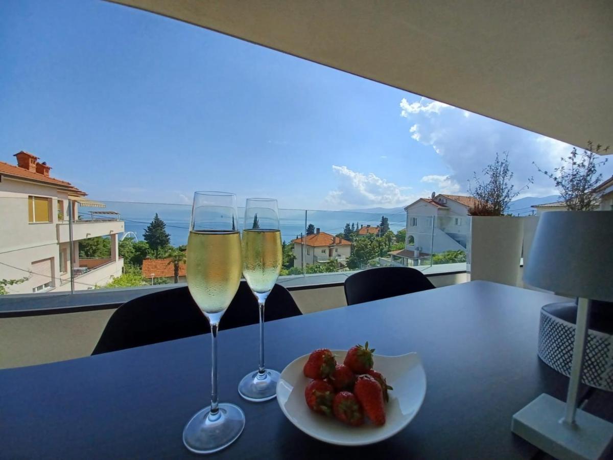 Apartments Sky Rijeka Exterior photo